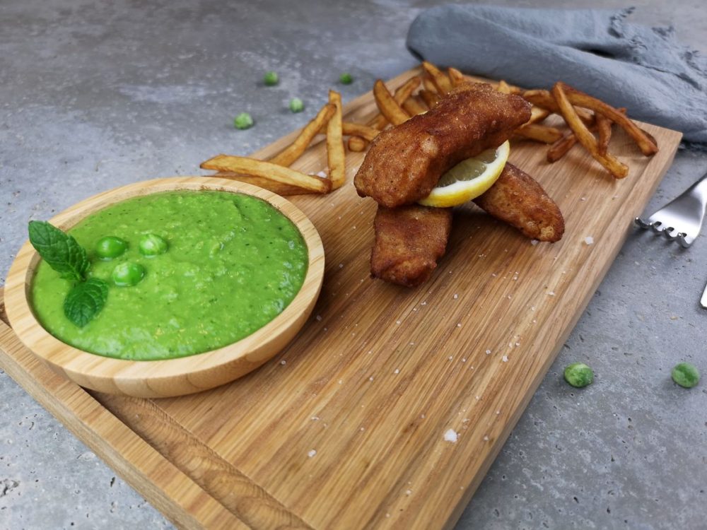 fish chips pea chutney indisk
