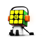 Den intelligenta Rubik-kuben kommer med en app-uppgradering för 2000-talet.
