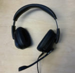 Bekväma trådade gaming-hörlurar med klart och fint ljud. 