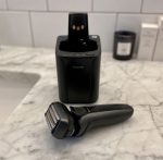 Panasonic ES-LV9U är fortfarande en av marknadens bekvämaste och mest precisa premium-rakapparater och den har fått några tweakar i år, men behåller också några av smolken från förra modellen.