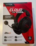 HyperX Cloud Core Wirless är ett bra val för dig som spelar på PC eller PS5 och vill ha fokus på klart ljud och tydlig positionering. Mikrofonen lämnar en del att önska och även HyperX inställning till reservdelar.