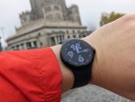 Google Pixel Watch 2 är en smidig och snygg smartklocka, fullproppad med smarta funktioner och som presterar med beröm i löpspåret. Det enda negativa är batteriförbrukningen vid träning.