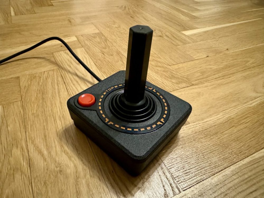 Atari 2600+ CX40 joystick 