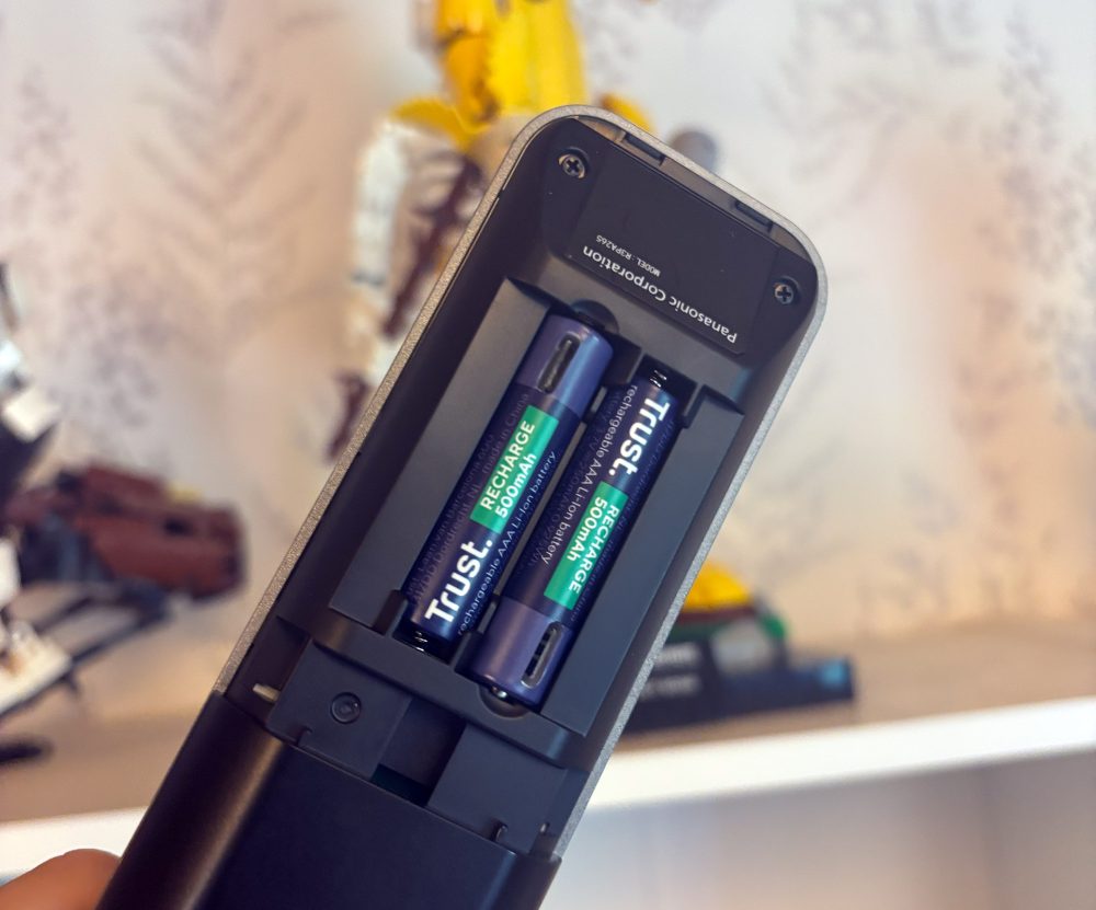 Foto: Senses.se - TRUST - AA och AAA uppladdningsbara batterier med USB-C - Bild 06