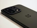 OnePlus 15 är telefonen för dig som vägrar stödladda under dagen. Den offrar lite kamerakvalitet och designfiness för att leverera brutal prestanda och en batteritid som krossar konkurrenterna.