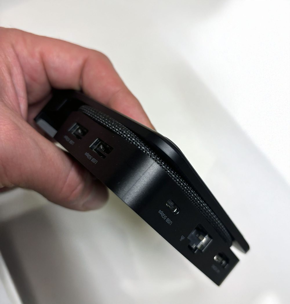 Photo: senses.se - j5create - Omni Side Dock - Inputs