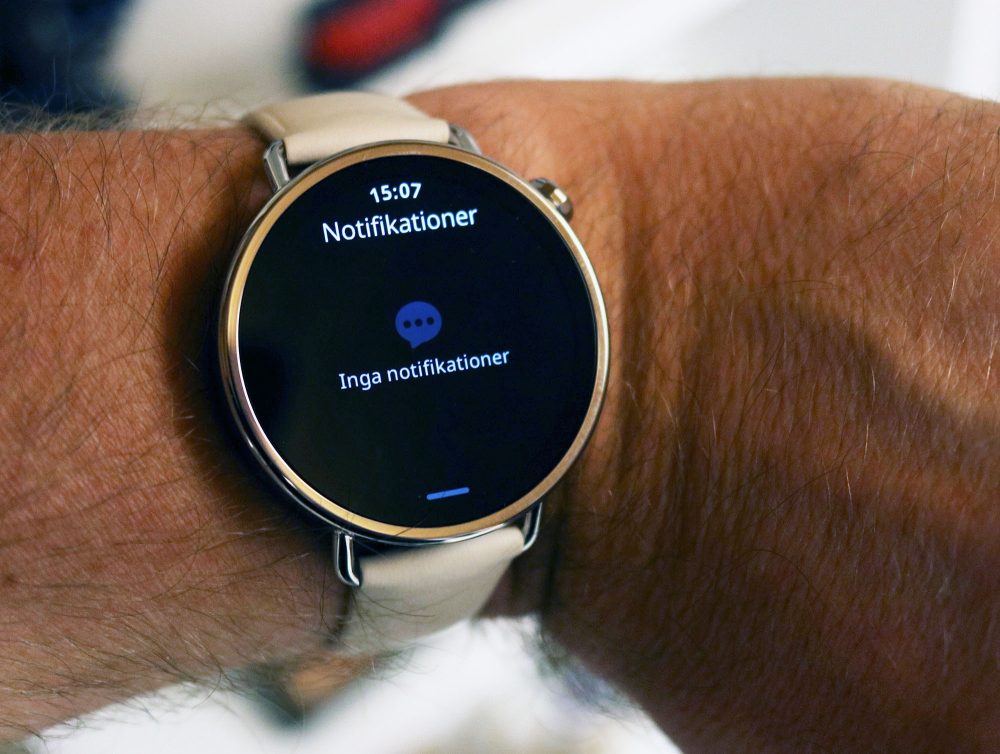 Photo: Senses.se - Xiaomi - Watch S4 (41mm) - Notification center