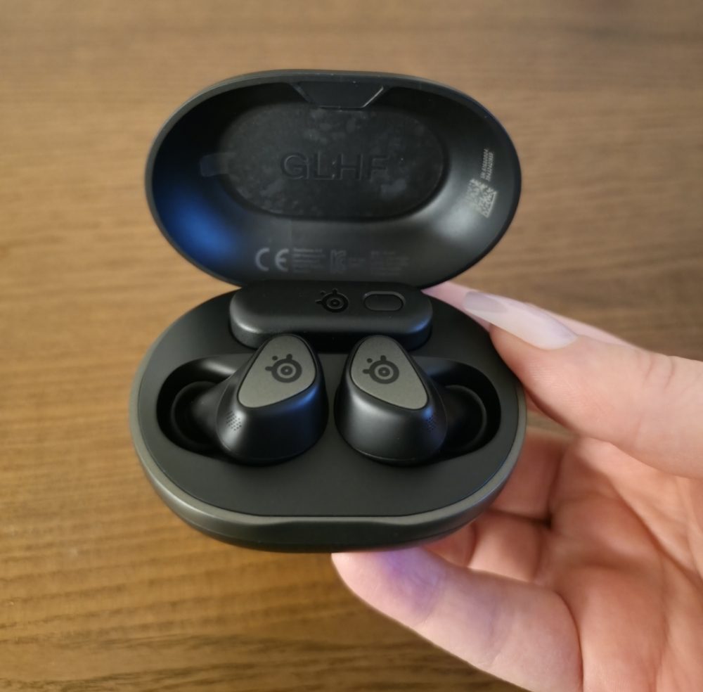 SteelSeries Arctis GameBuds in packaging
