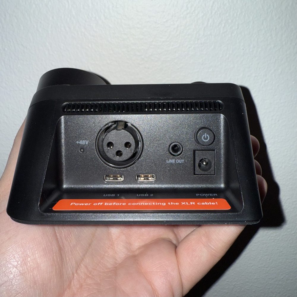 Steel-series-stream-mixer-baksida