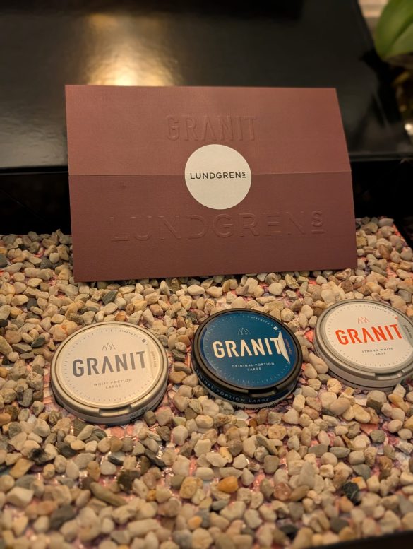 PXL_20251213_190221481.PORTRAIT