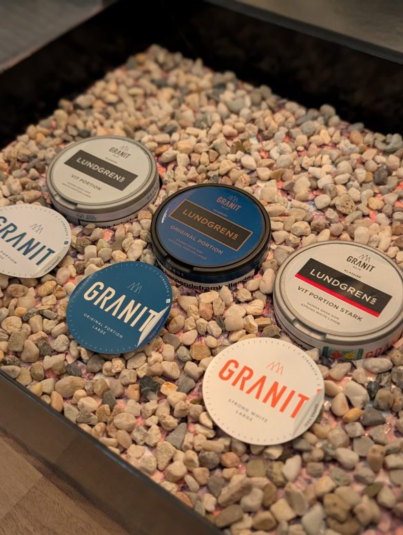 PXL_20251213_190457602.PORTRAIT