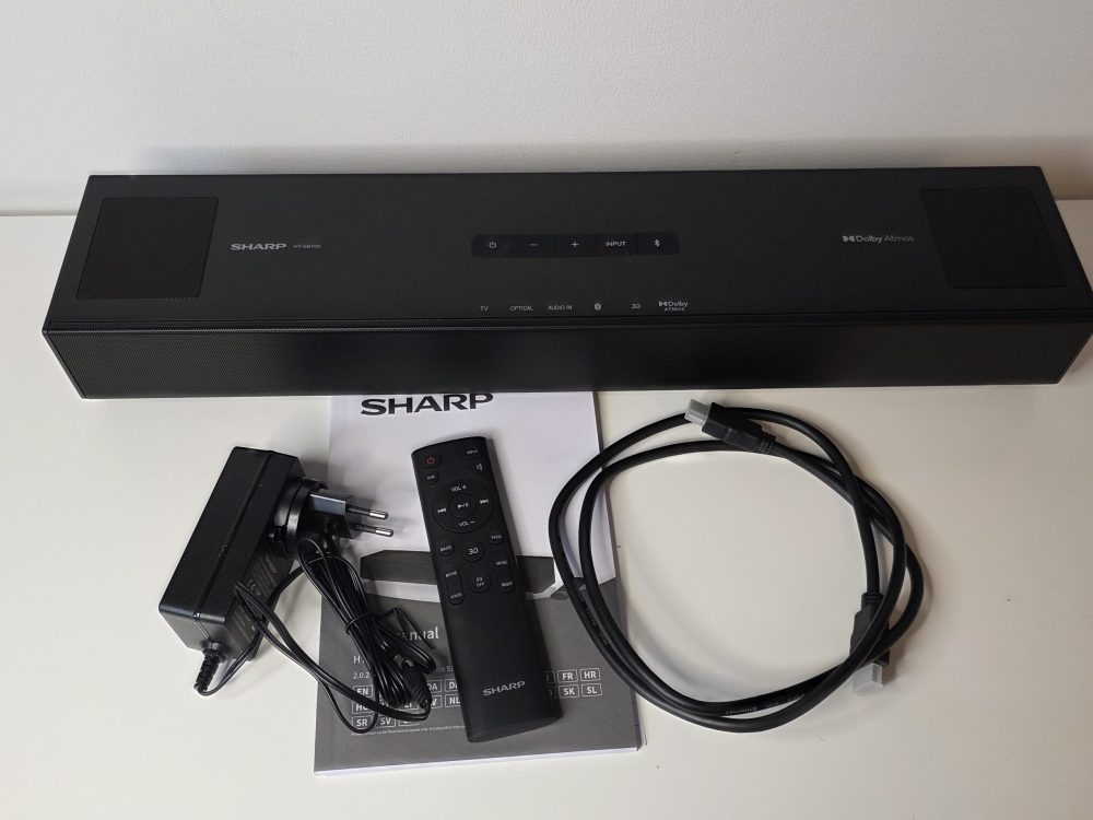 SHARP soundbar med medföljande sladdar