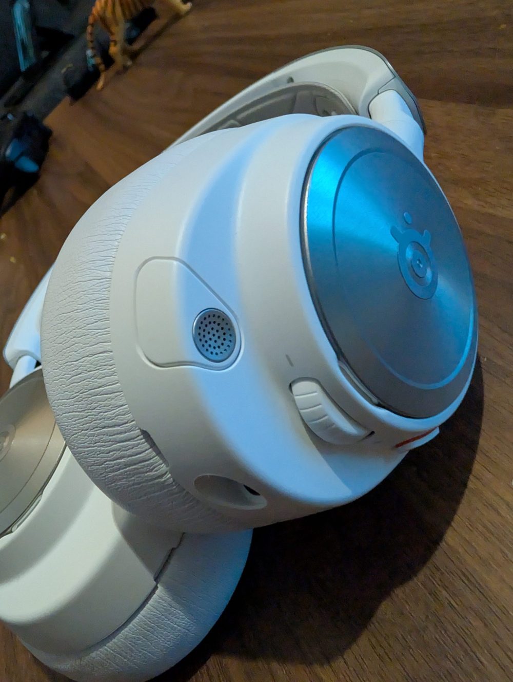 SteelSeries Arctis Nova Pro Wireless