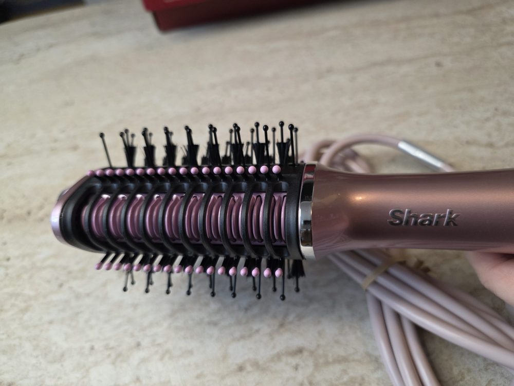 Close-up of Shark Glossi