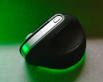 Razer Pro Click V2 Vertical Edition har många plus och några minus. Dessvärre är de minus vi har hittat relativt centrala för kontorsarbete men jämfört med andra vertikala datormöss finns här trots sina brister mycket att hämta.