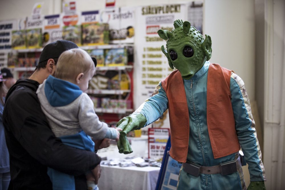  Copyright SciFiWorld