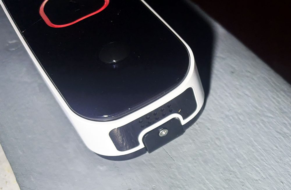 Foto: Senses.se - SwannBuddy4K - Säkerhetsskruv