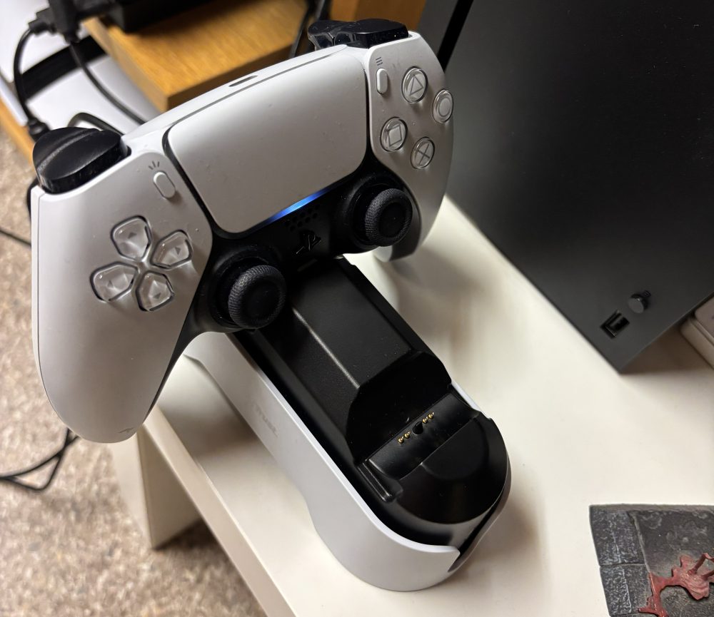 Trust GXT 228 - Duel Charge Stand