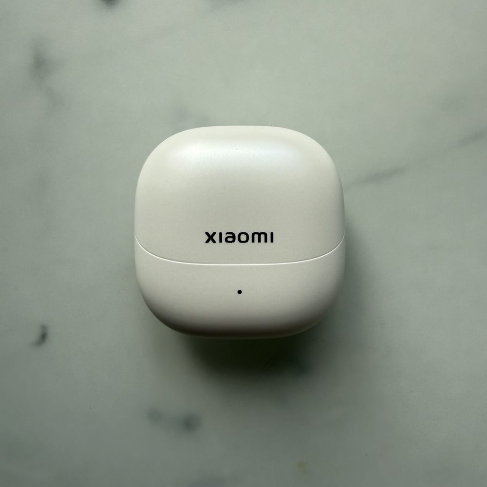 Xiaomi-buds-6-charging case