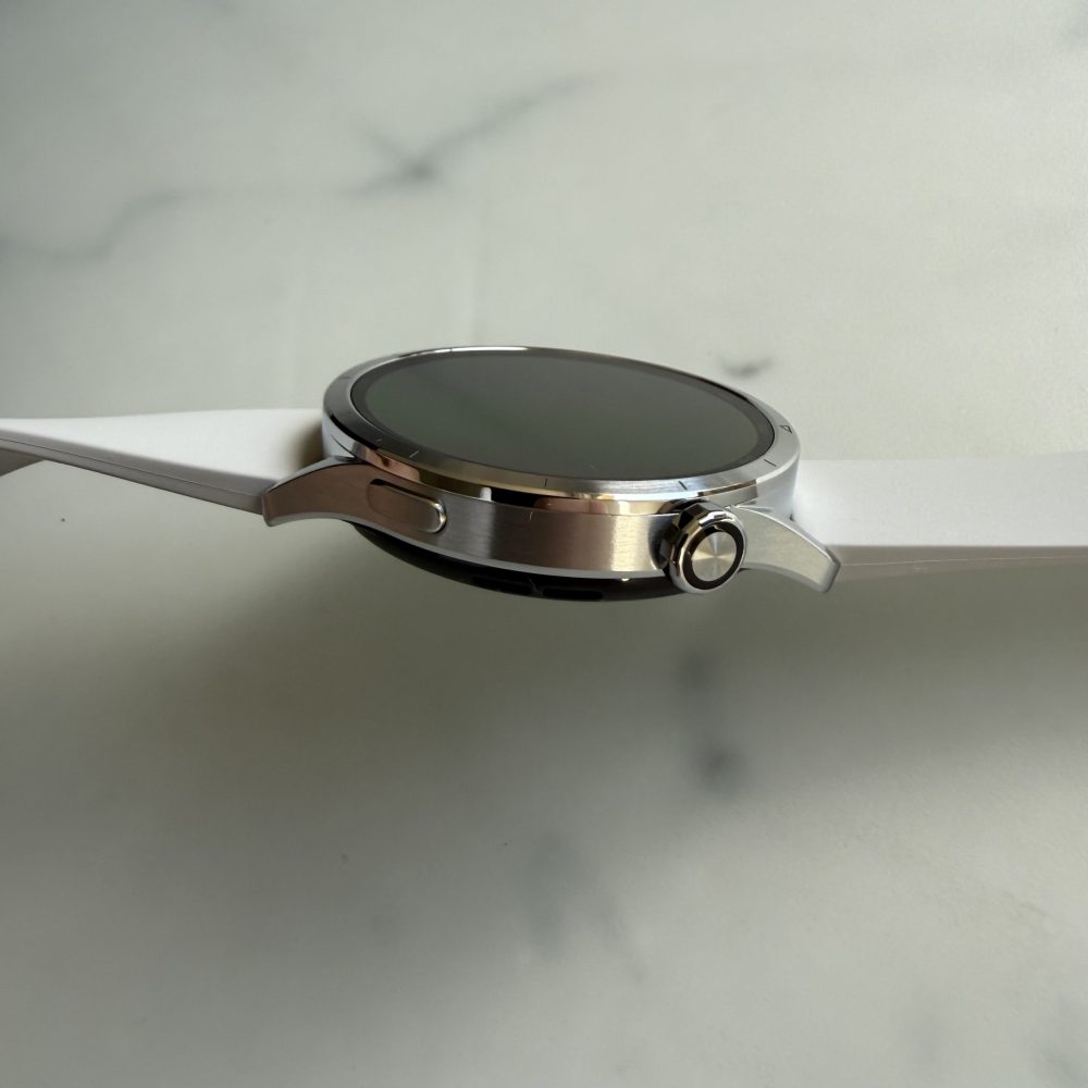 Xiaomi Watch S5 side view