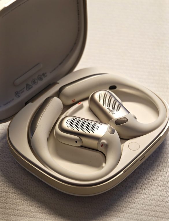 Shokz Open Fit Pro (Foto: senses.se)