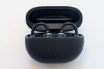 SoundPEATS UU2 delivers significantly more sound than the price tag suggests, fits comfortably for hours, and handles runs with ease.