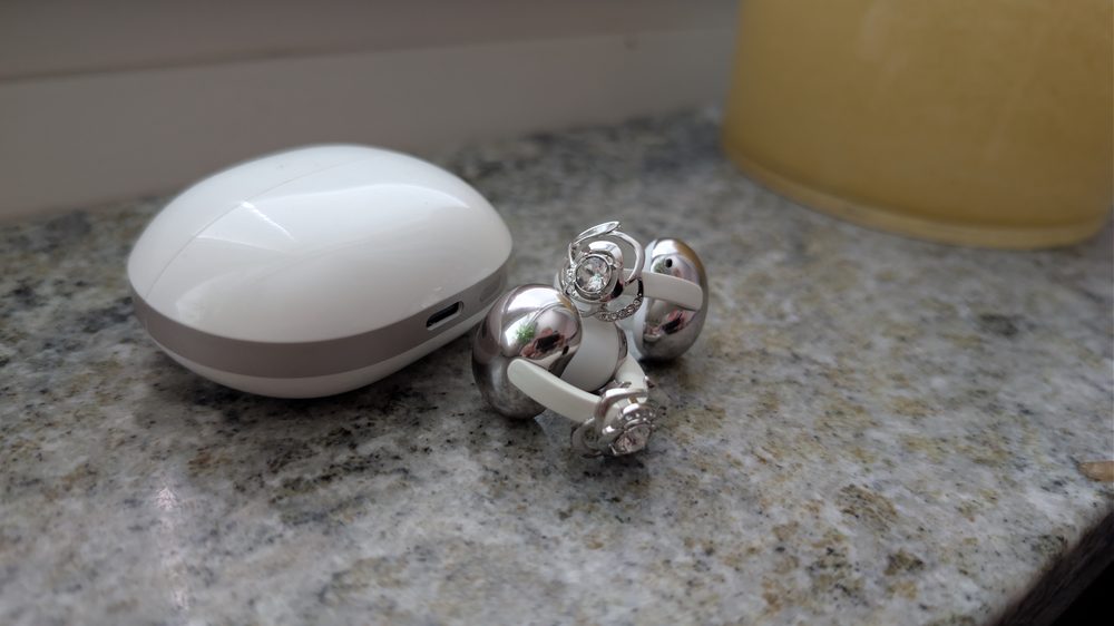 TCL CrystalClip