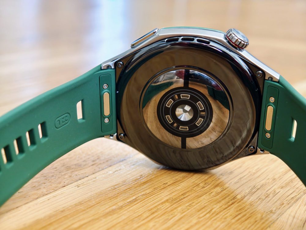 Huawei Watch GT 7 Pro underside