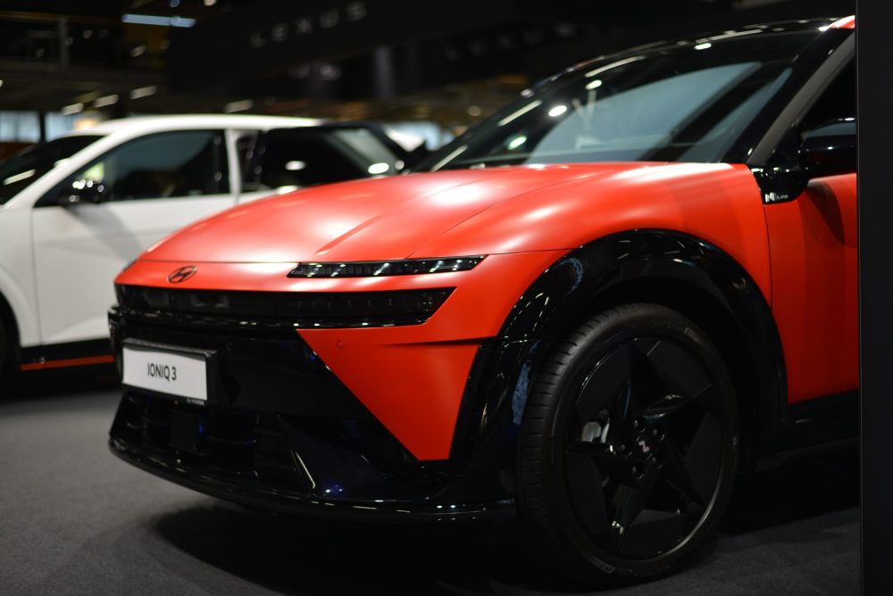 På plats på eCarExpo 2026: Framtidens elbilar, smarta laddhybrider och mässans hetaste nyheter – Matt lack i orange var snyggt! Här på Hyundai iONIc 3