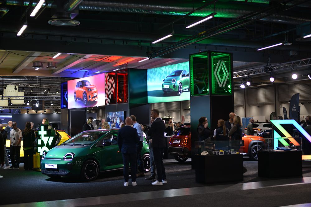 På plats på eCarExpo 2026: Framtidens elbilar, smarta laddhybrider och mässans hetaste nyheter – Renault. Foton: senses.se