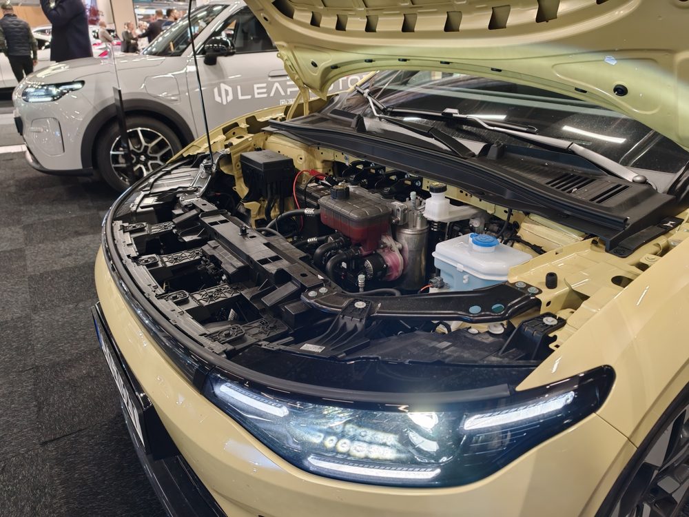 På plats på eCarExpo 2026: Framtidens elbilar, smarta laddhybrider och mässans hetaste nyheter